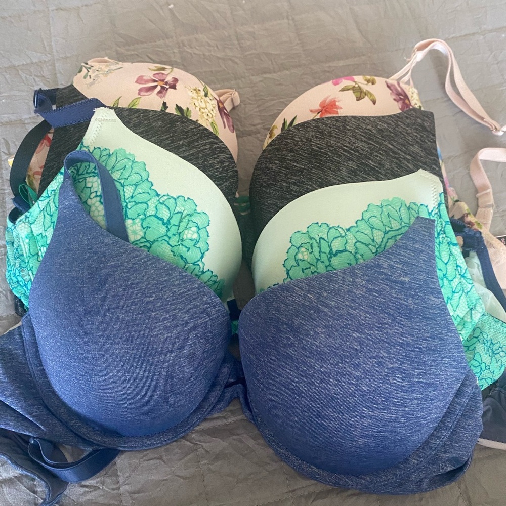 Victoria secret bra bundle